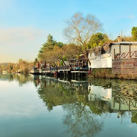 酒店 莱塞专属住宿加早餐旅馆 *