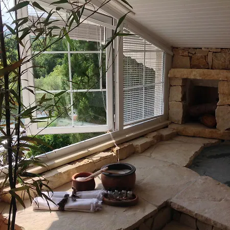 莱塞专属住宿加早餐旅馆 阿瓦