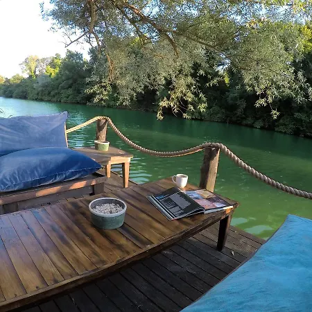 莱塞专属住宿加早餐旅馆 酒店 阿瓦